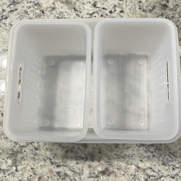 Target 3 count small storage bin - Picture 2 of 4